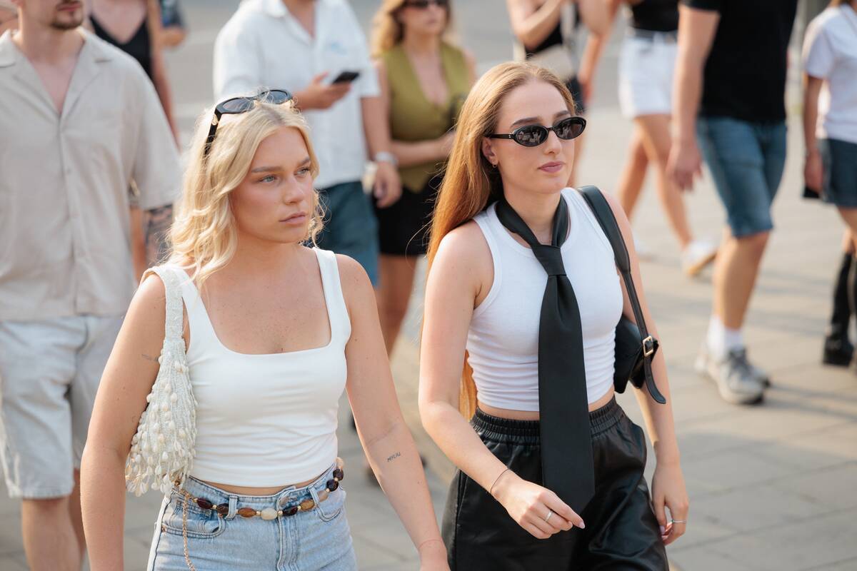 Gerbėjai renkasi į Pitbull'io koncertą  