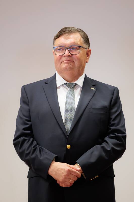 LSMU gimnazijos atestatų įteikimai