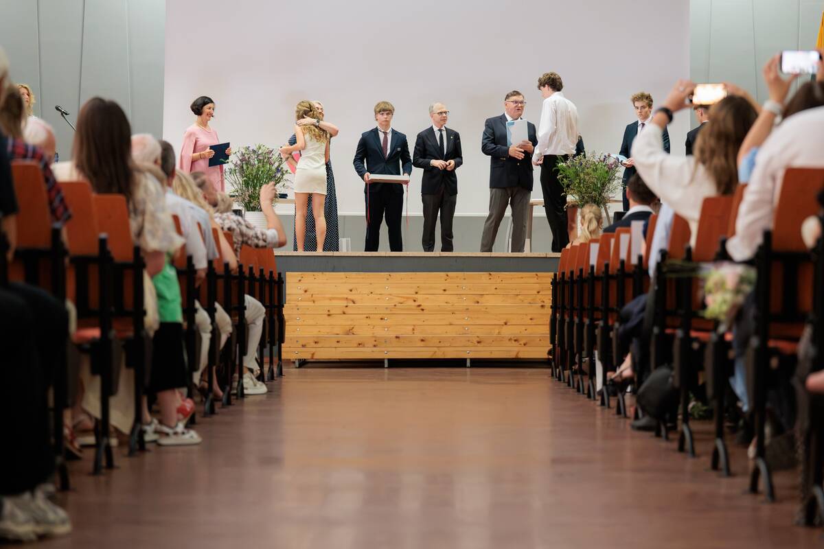 LSMU gimnazijos atestatų įteikimai