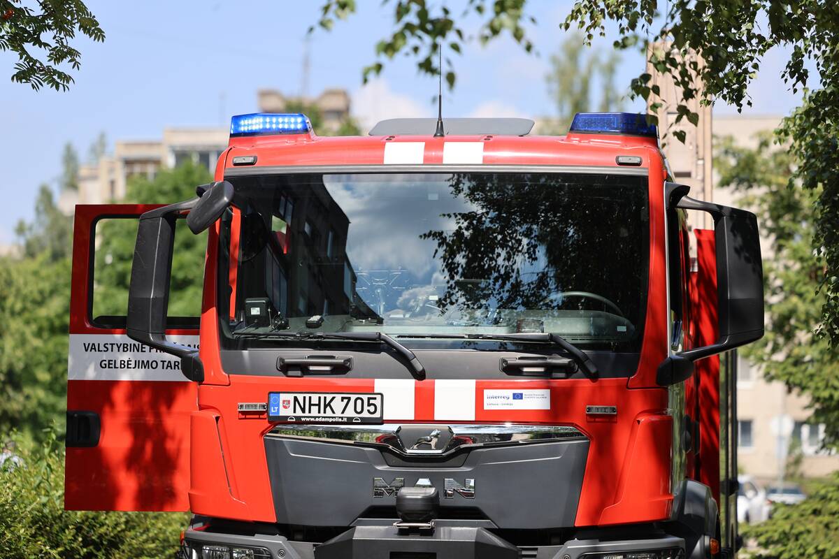 Gaisras Šarkuvos g. daugiabutyje
