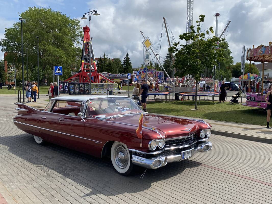  Antikvarinių automobilių paradas „Seni kibirai“