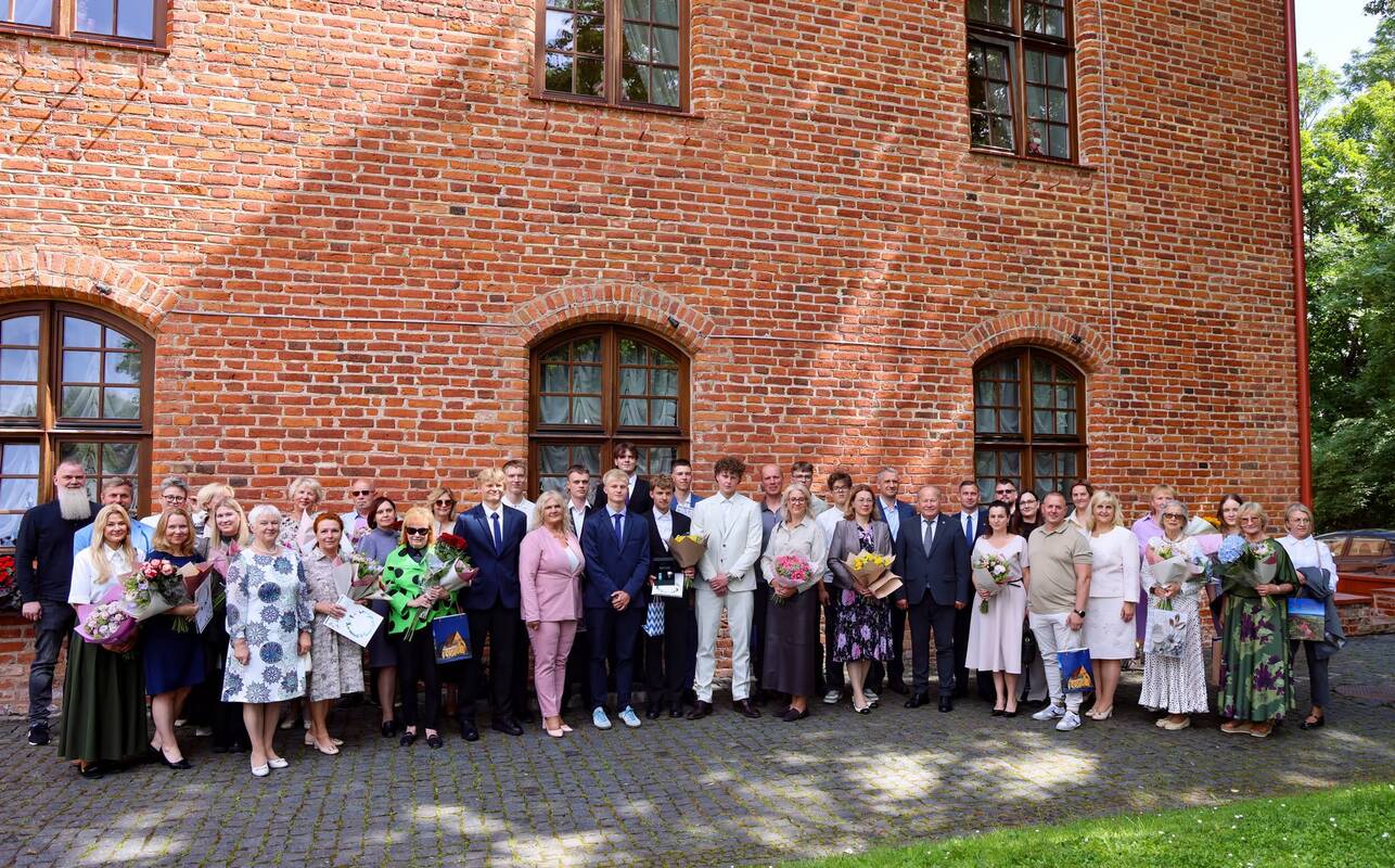 Sėkmingiausi: trylika šimtukų Kauno rajone pelnė dešimt abiturientų.