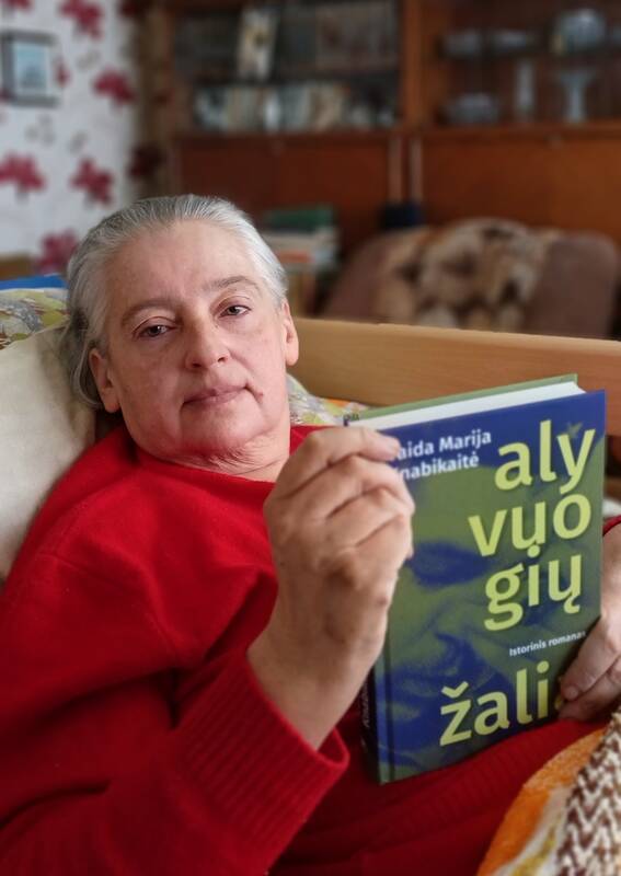 Jausmas: net ir rašydama apie tolimus kraštus V. M. Knabikaitė sa ko mintyse juos lyginanti su Lietuva.