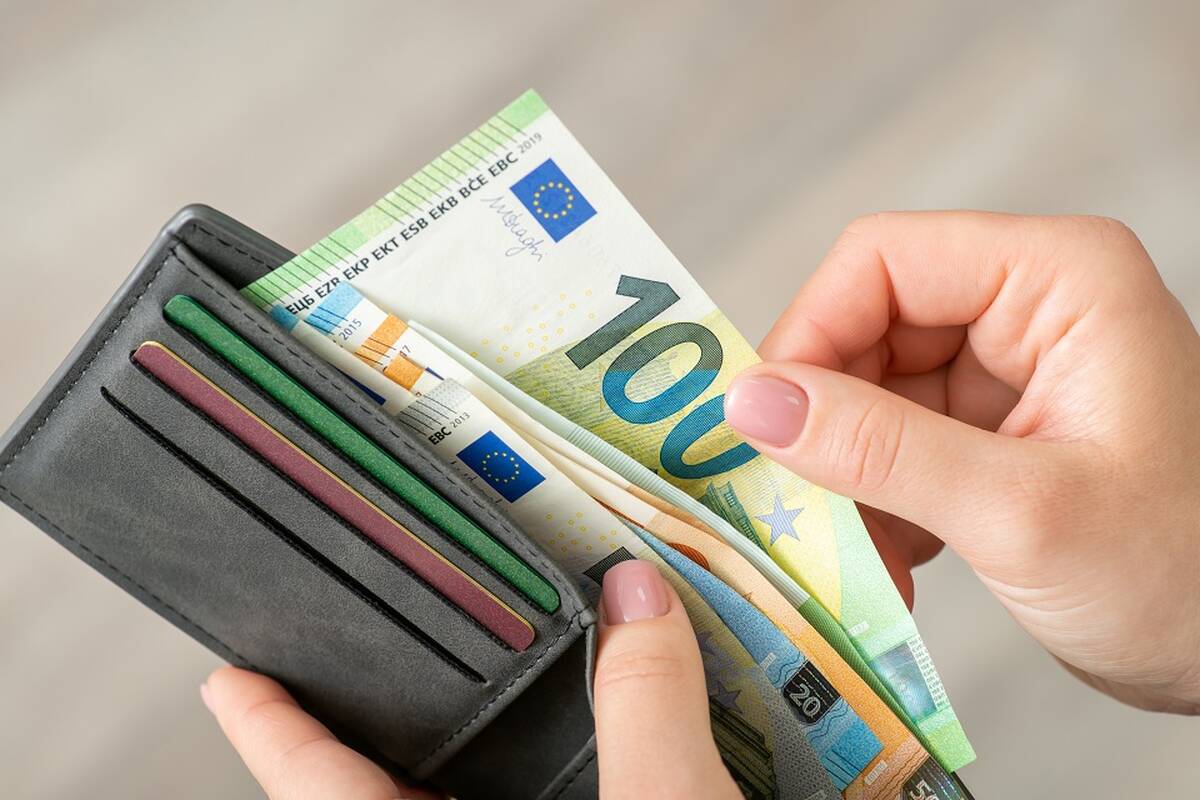 
<span>Paskelbė dosniausius darbdavius: didžiausia alga siekė beveik 63 tūkst. eurų</span>
