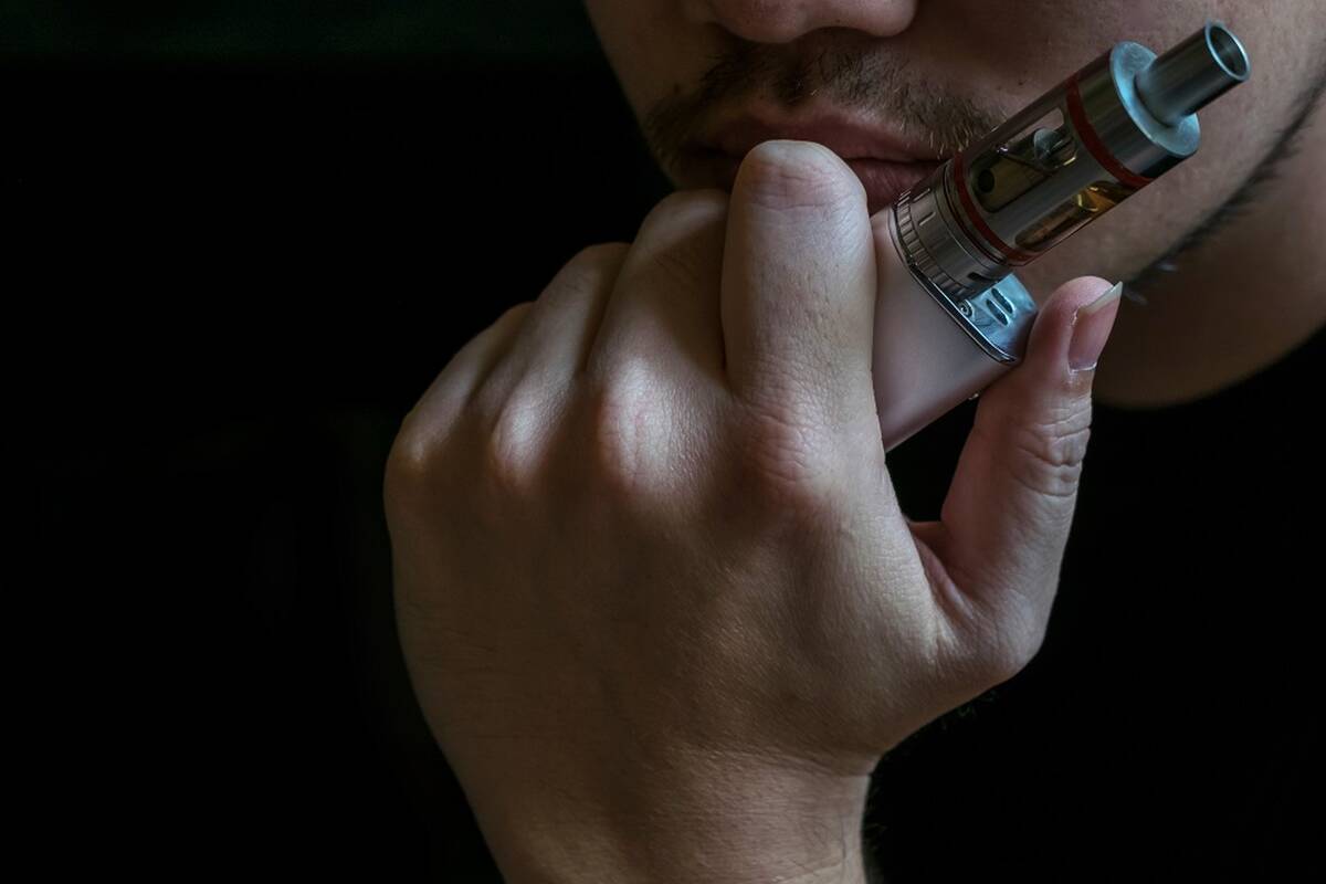 
<span>Tarnyba: 9 iš 10 elektroninių cigarečių neatitinka reikalavimų</span>
