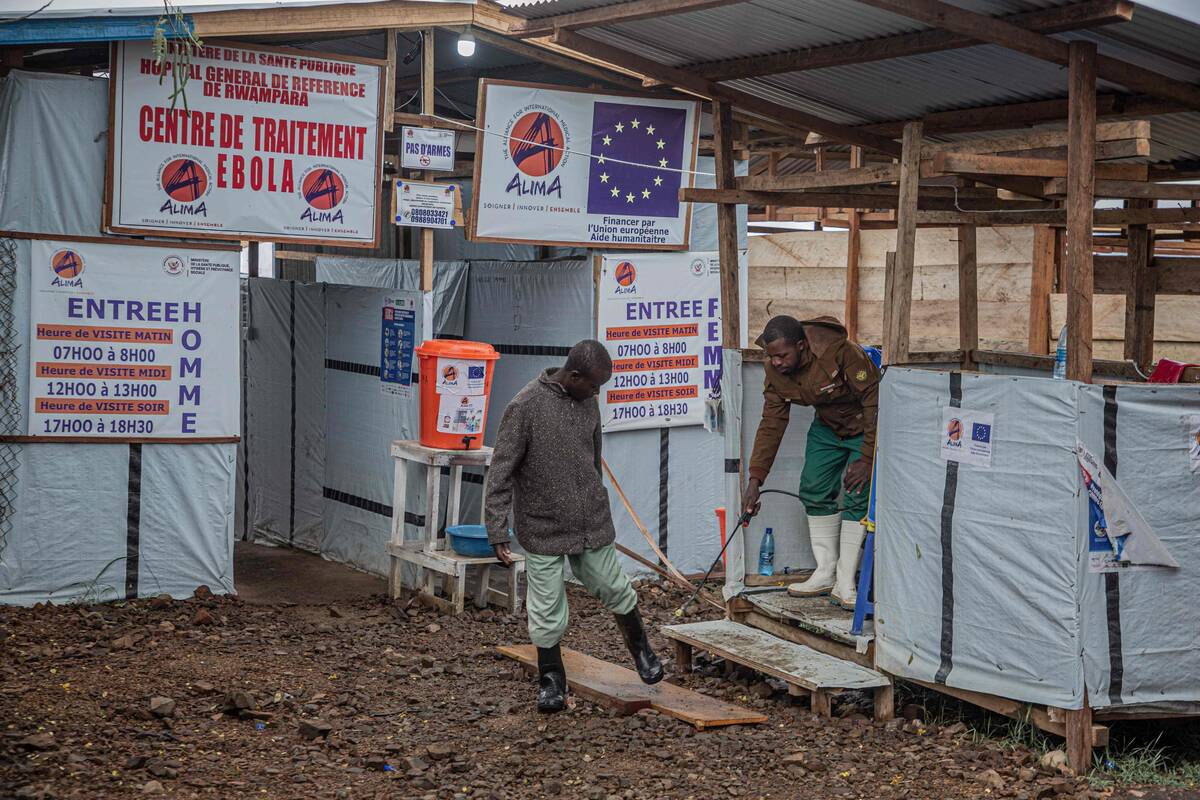 
<span>Konge Ebola pražudė beveik tūkstantį žmonių</span>
