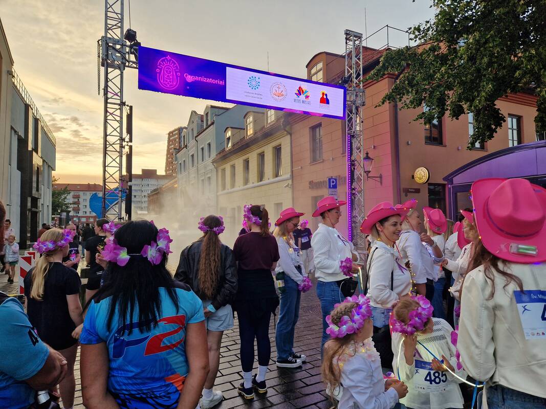 Tradicija: naktiniame Šv. Magdalenos bėgime ir ėjime įprastai dalyvauja šimtai klaipėdiečių.