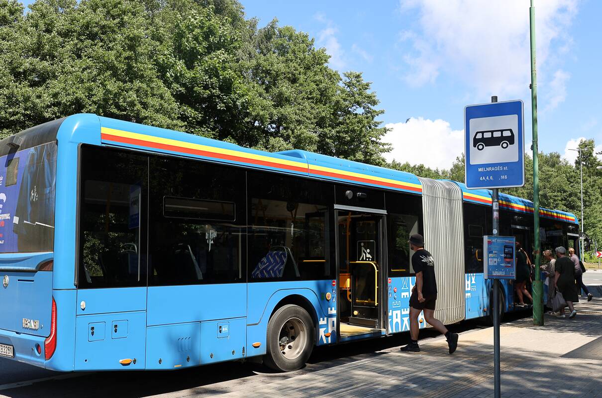 Situacija: dėl eismo ribojimų Klaipėdoje keičiami dalies autobusų tvarkaraščiai.