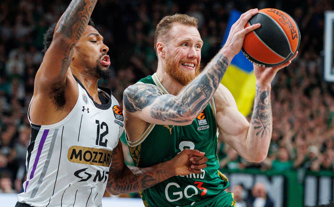 Patirtis: S. Brownui (kairėje) jau pažįstama varžybų atmosfera „Žalgirio“ arenoje.