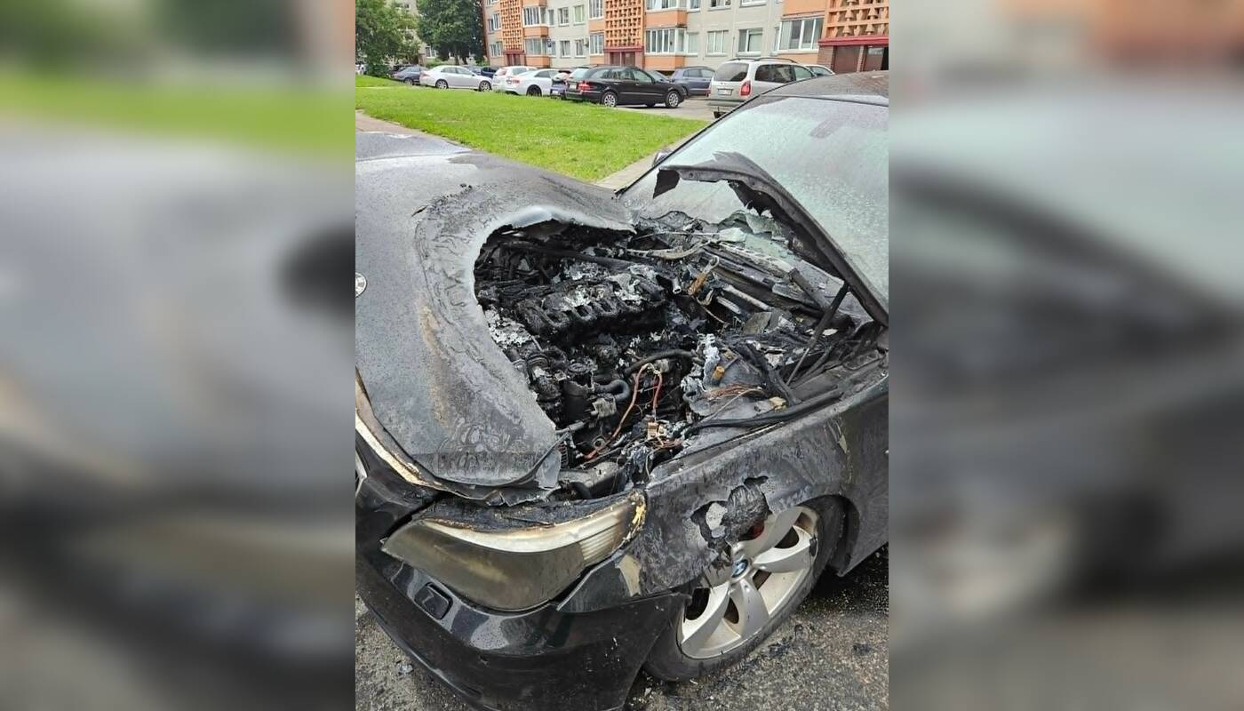 
<span>Uostamiestyje ir vėl liepsnojo automobilis</span>
