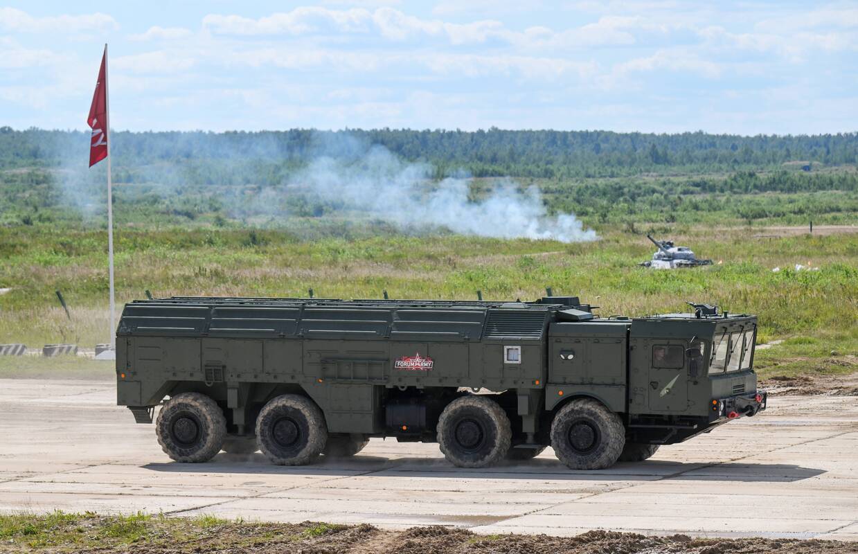
<span>Ukrainos kariškiai pastebi pokyčių rusų atakų taktikoje</span>
