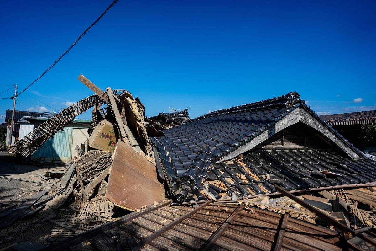 
<span>Žemės drebėjimo Japonijoje aukų skaičius išaugo iki 30</span>
