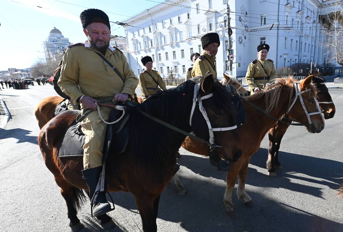 
<span>Per degalų krizę Rusijos degalinėse tvarką palaiko kazokai</span>

