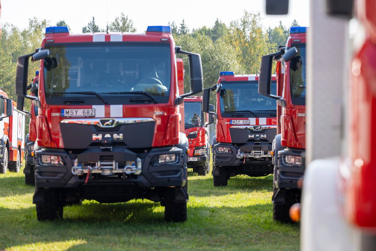
<span>Daugiabučio butą užtvindė dūmai: vyras išvežtas į ligoninę</span>
