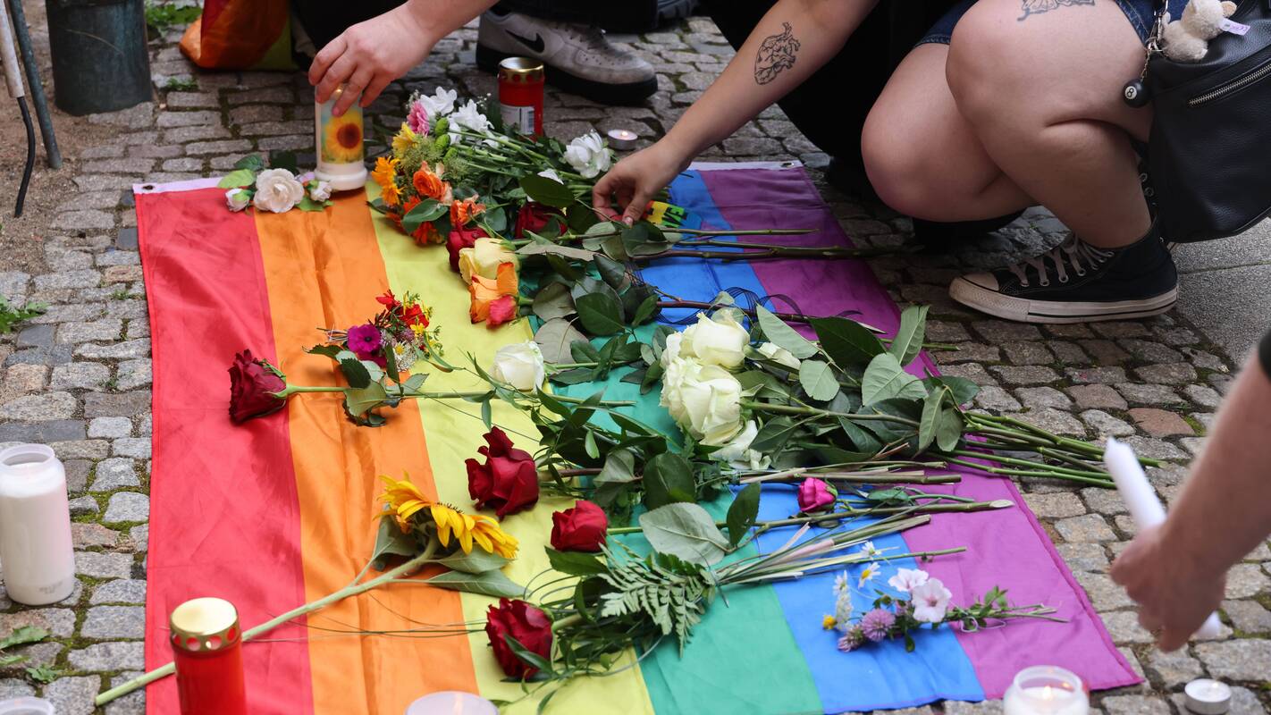 
<span>Vokietijos policija 410 asmenų įvardija islamistinėmis grėsmėmis</span>

