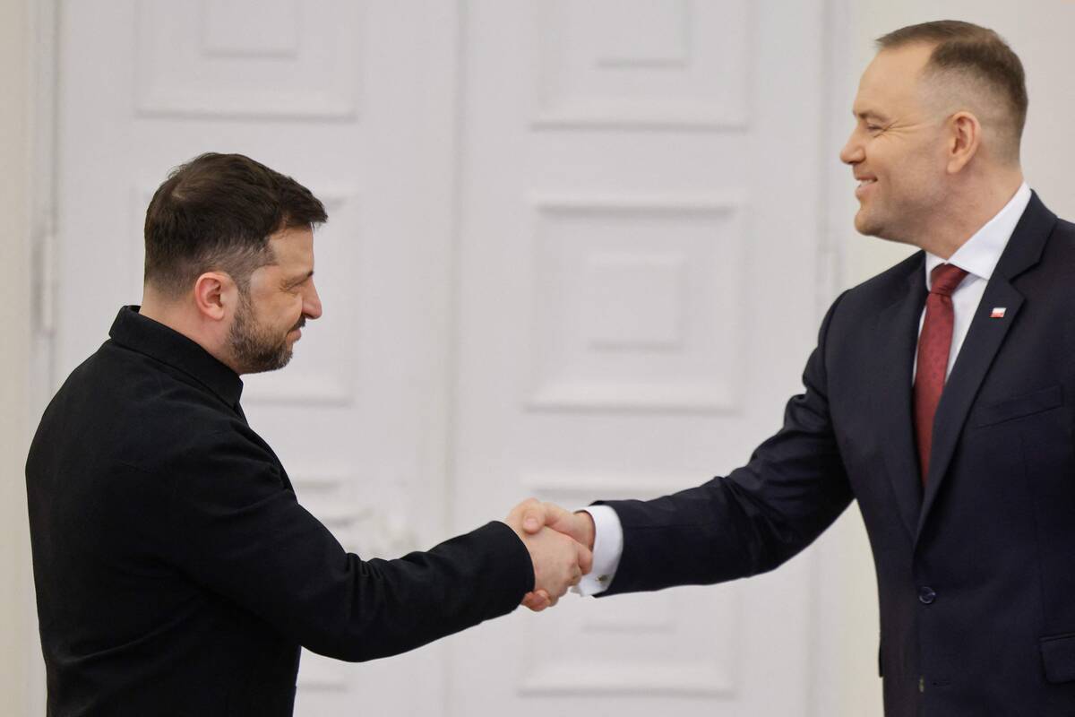 
<span>Istorinio ginčo fone Nawrockis Ankaroje kalbėjosi su Zelenskiu</span>

