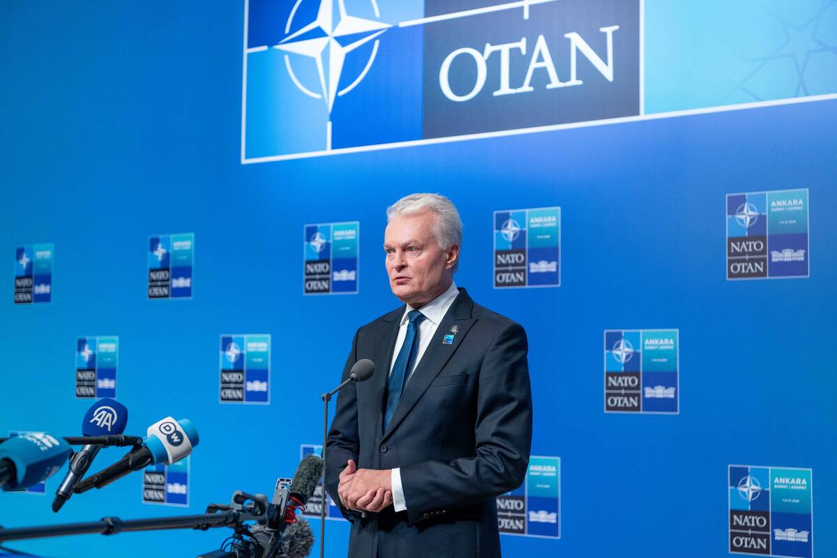 
<span>Nausėda tikisi, kad Ukrainos narystės NATO klausimas grįš į Aljanso darbotvarkę</span>
