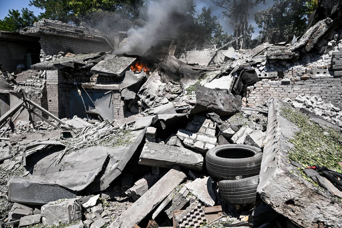 
<span>Per Ukrainos ir Rusijos smūgius žuvo daugiau nei dešimt civilių</span>
