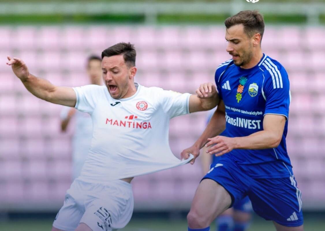 
<span>Garsių futbolininkų treniruojami klubai išsiskyrė taikiai</span>
