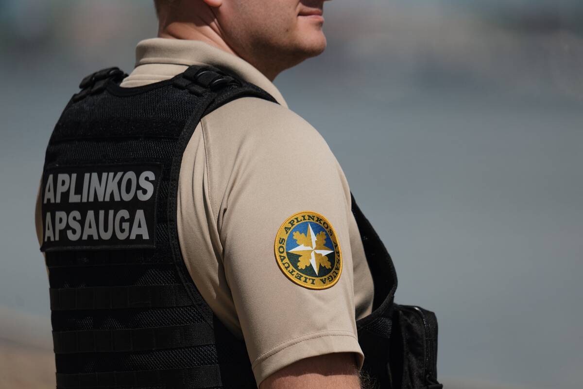 
<span>Tyrimai Šešupėje ir Puskelnių tvenkinyje taršos nepatvirtino: žuvys nugaišo dėl deguonies trūkumo</span>
