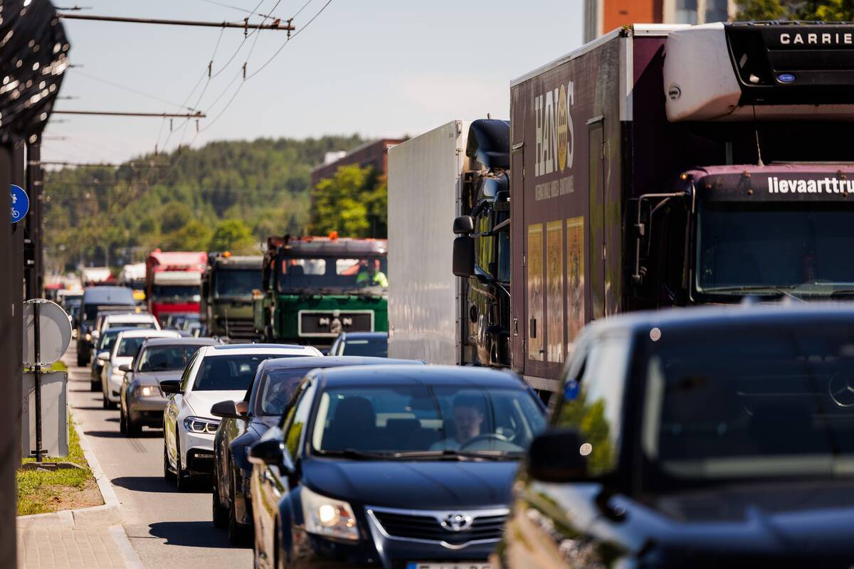 
<span>Įspėja: eismas bus dar baisesnis</span>
