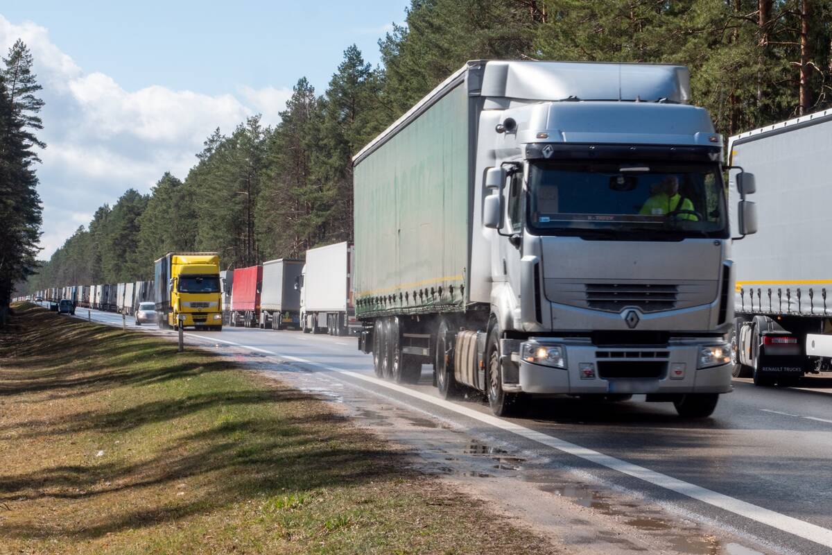 
<span>Uždarius Latvijos–Baltarusijos pasienio punktą, Lietuvoje vilkikų eilių nefiksuojama</span>
