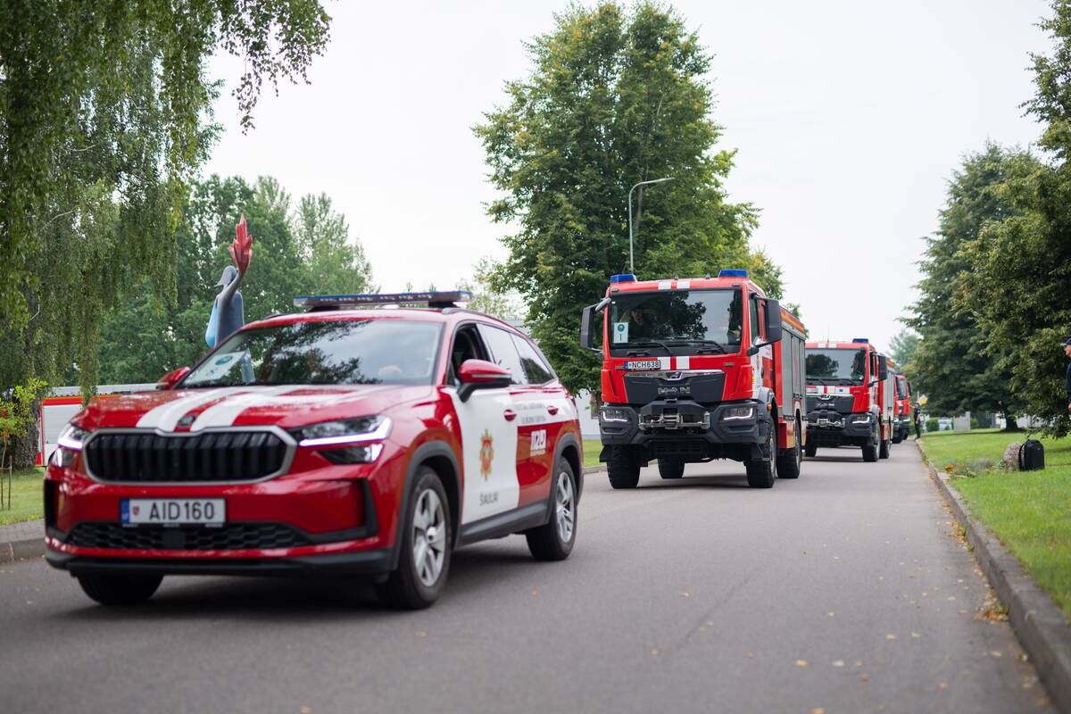 Išlydėta Lietuvos ugniagesių gelbėtojų komanda