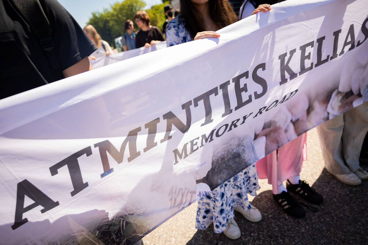 Romų genocido atminimo ceremonija