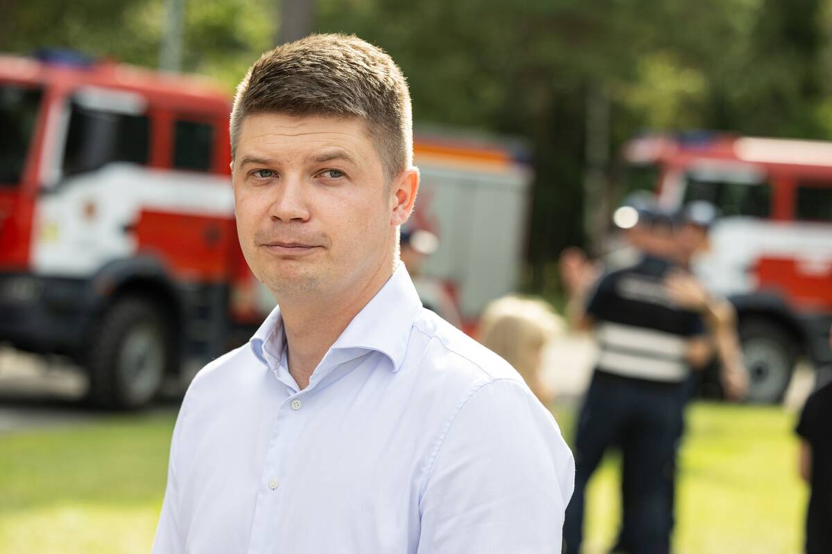 Iš tarptautinės pagalbos misijos Prancūzijoje grįžusių Lietuvos ugniagesių gelbėtojų pasitikimas