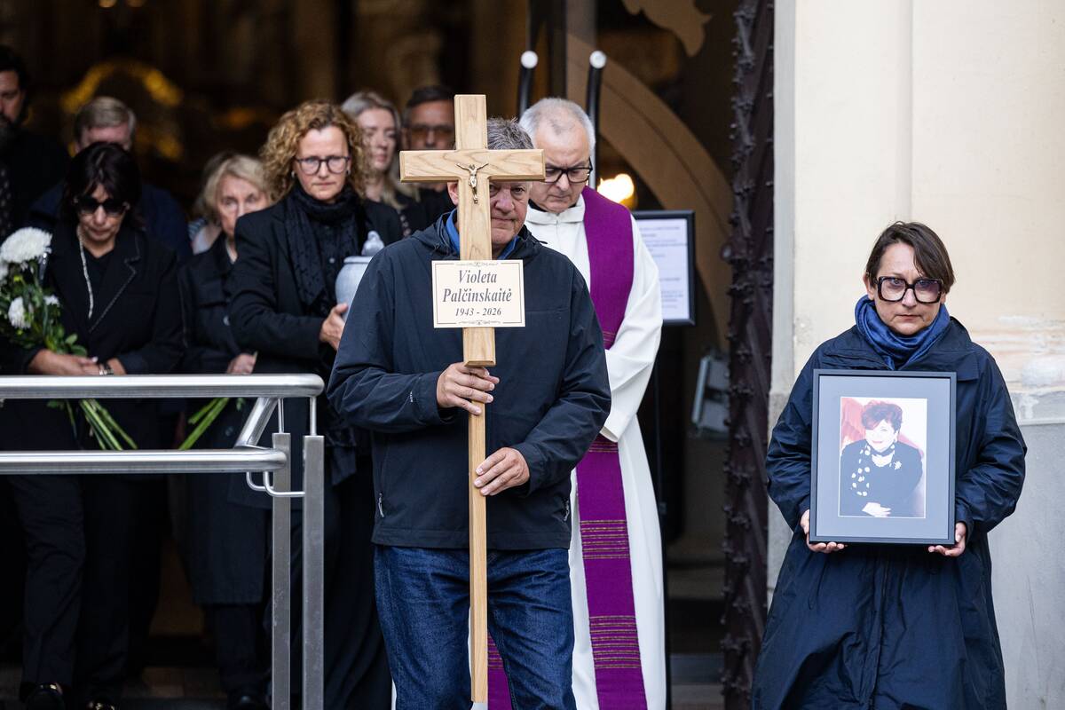 Į paskutiniąją kelionę išlydima poetė Violeta Palčinskaitė