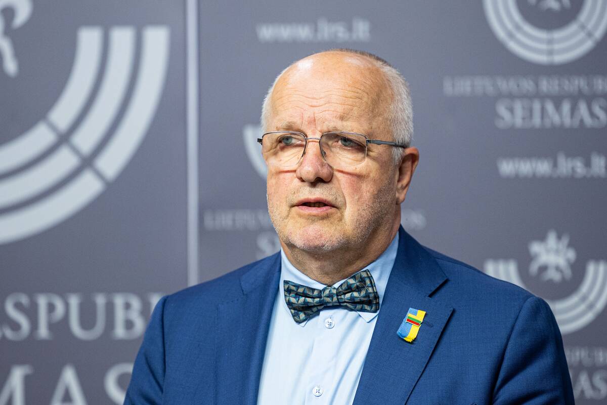 Parlamentarai svarsto prezidento veto dėl kartelės dešimtokams