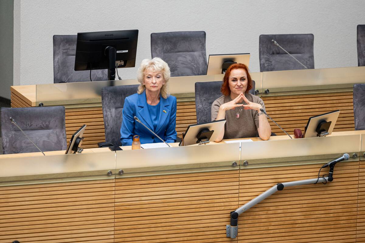 Parlamentarai svarsto prezidento veto dėl kartelės dešimtokams