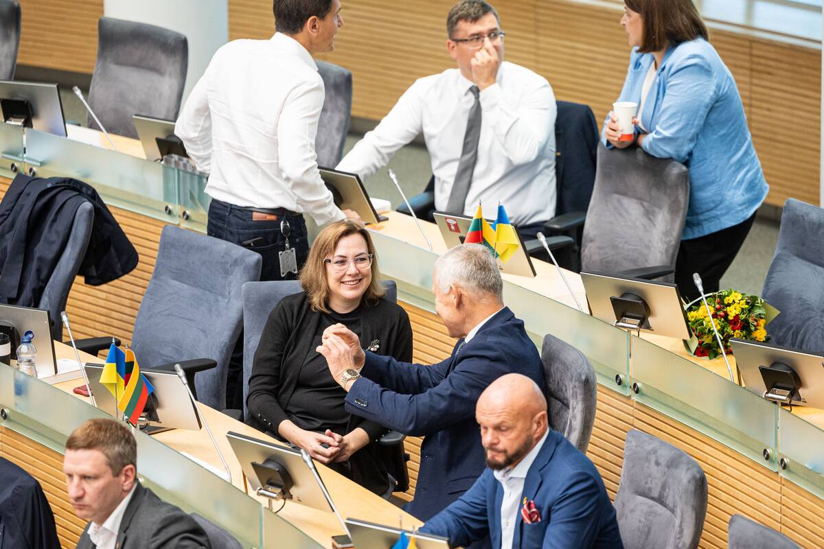 Parlamentarai svarsto prezidento veto dėl kartelės dešimtokams