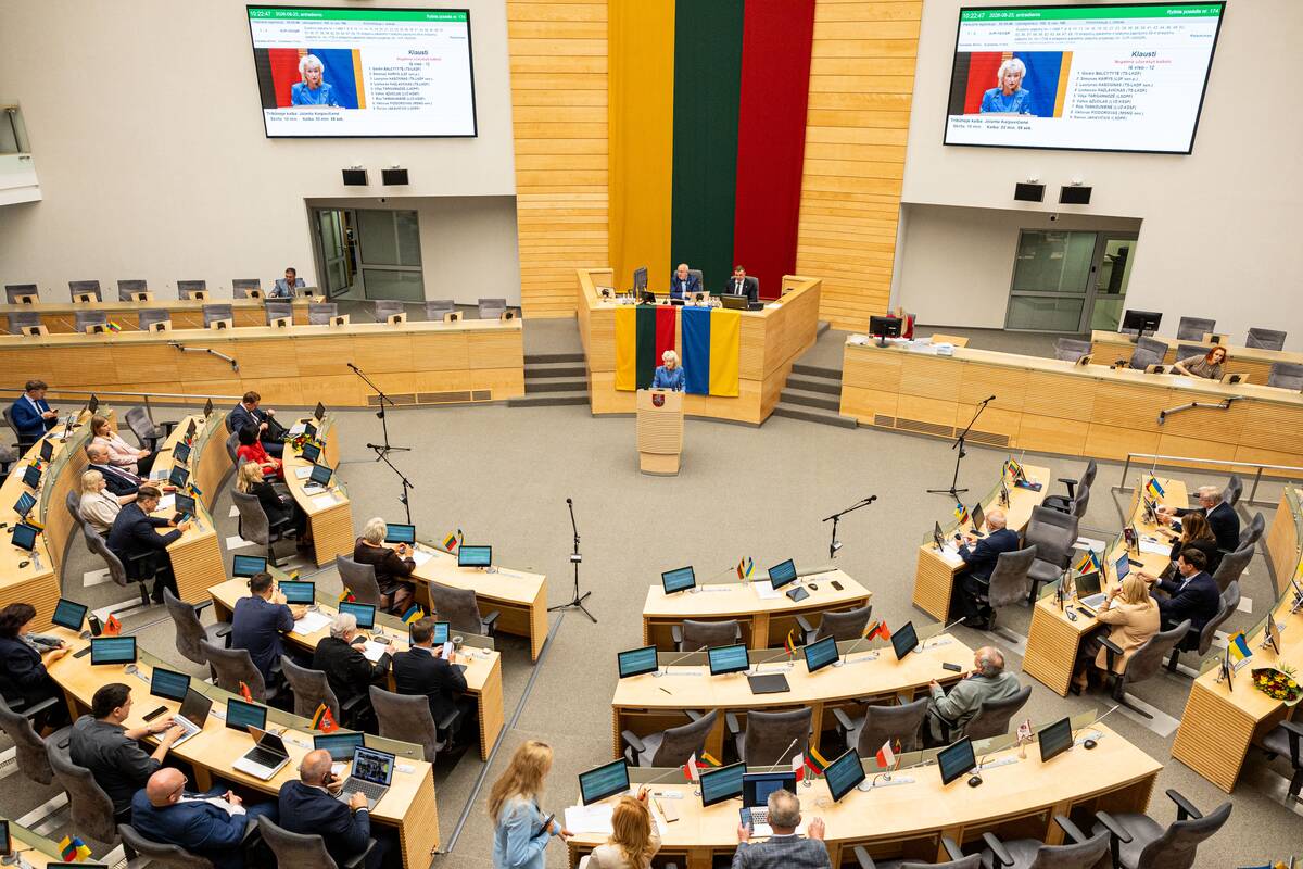 Parlamentarai svarsto prezidento veto dėl kartelės dešimtokams