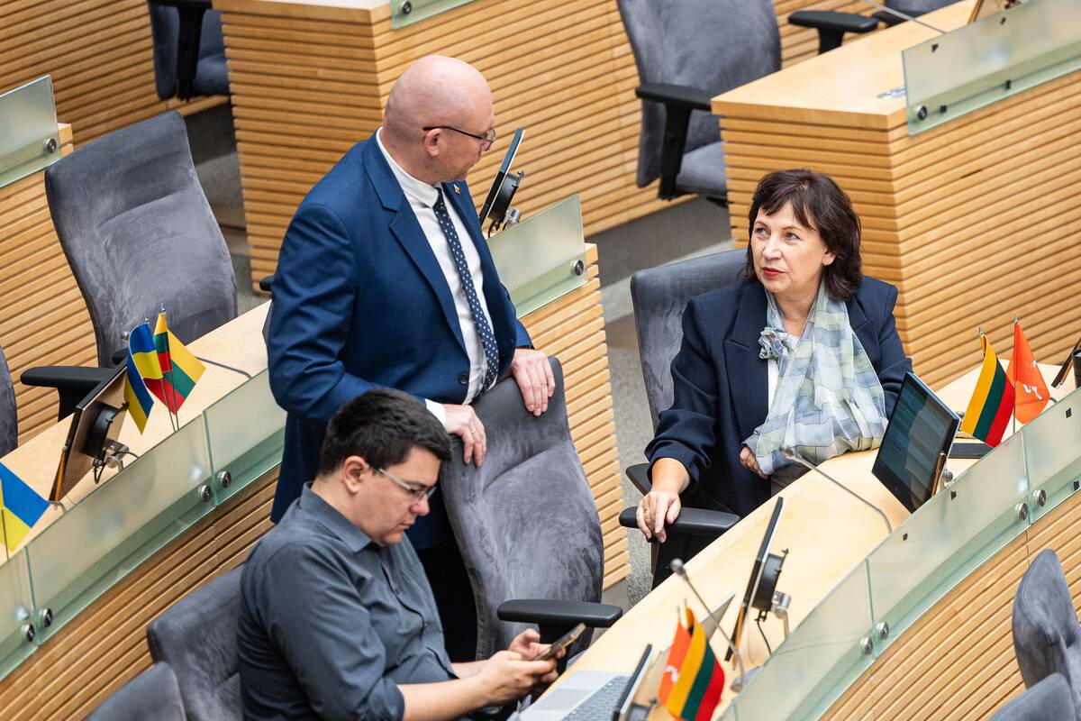 Parlamentarai svarsto prezidento veto dėl kartelės dešimtokams