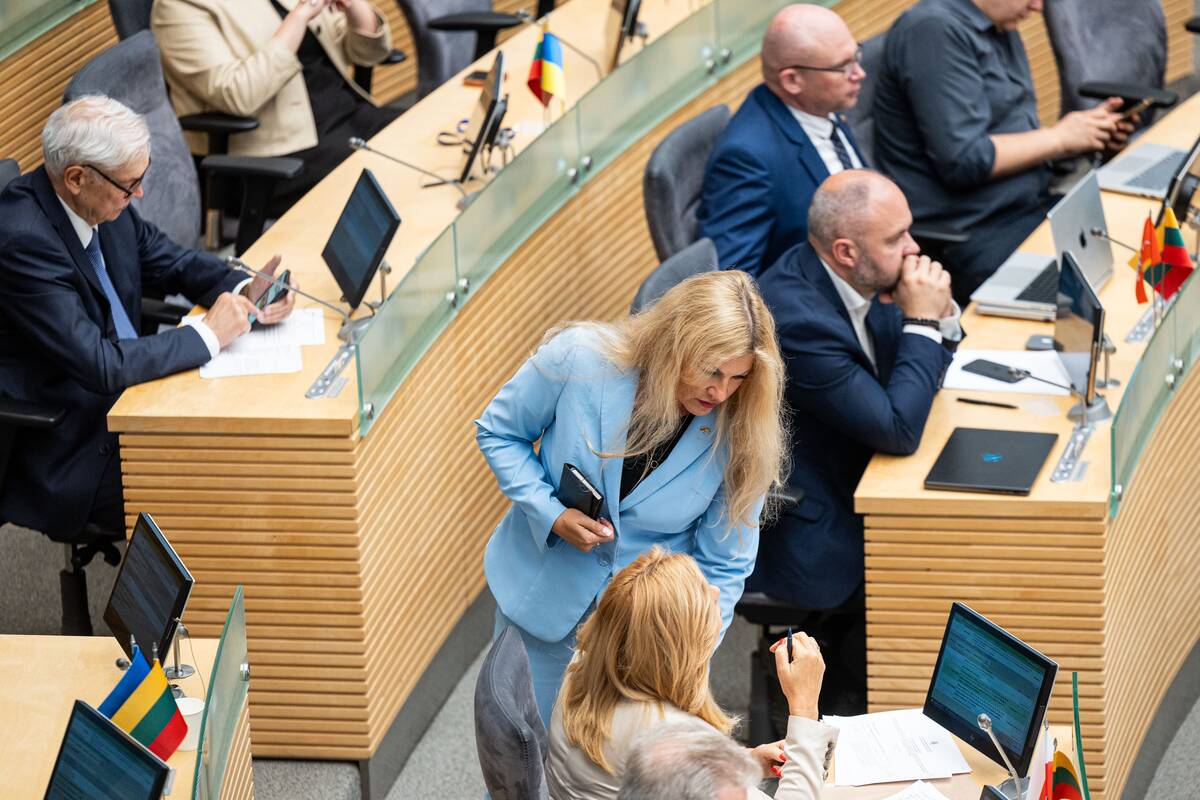 Parlamentarai svarsto prezidento veto dėl kartelės dešimtokams