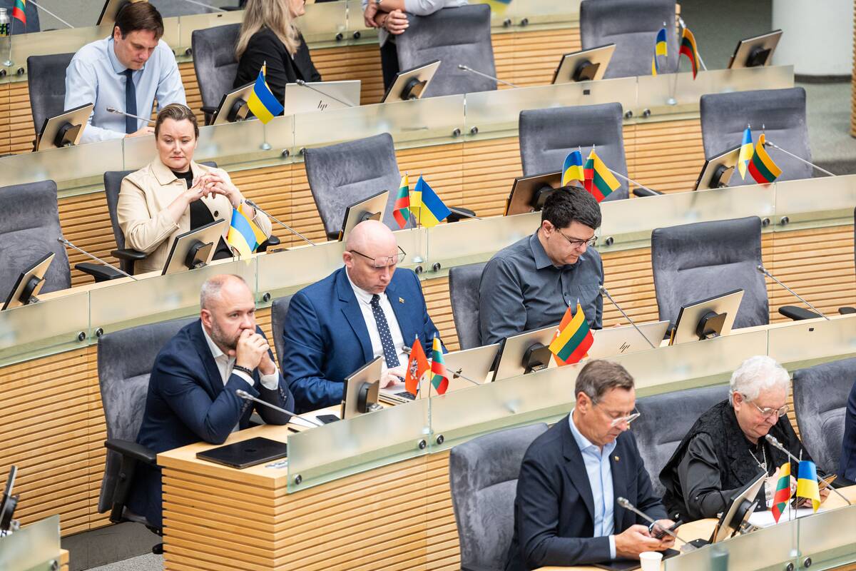 Parlamentarai svarsto prezidento veto dėl kartelės dešimtokams