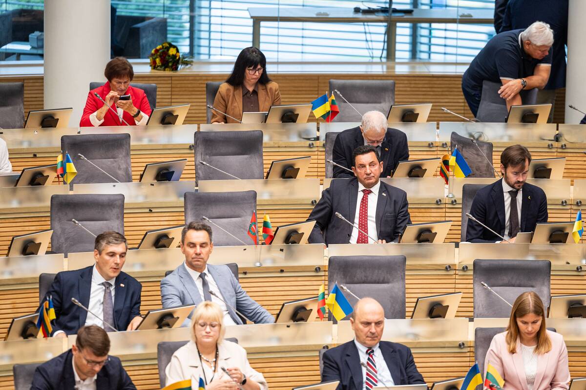 Parlamentarai svarsto prezidento veto dėl kartelės dešimtokams