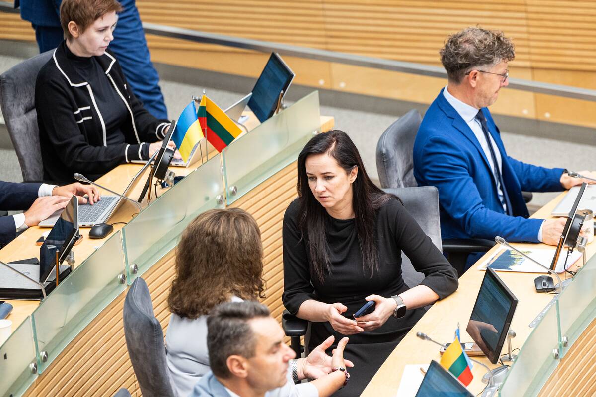 Parlamentarai svarsto prezidento veto dėl kartelės dešimtokams