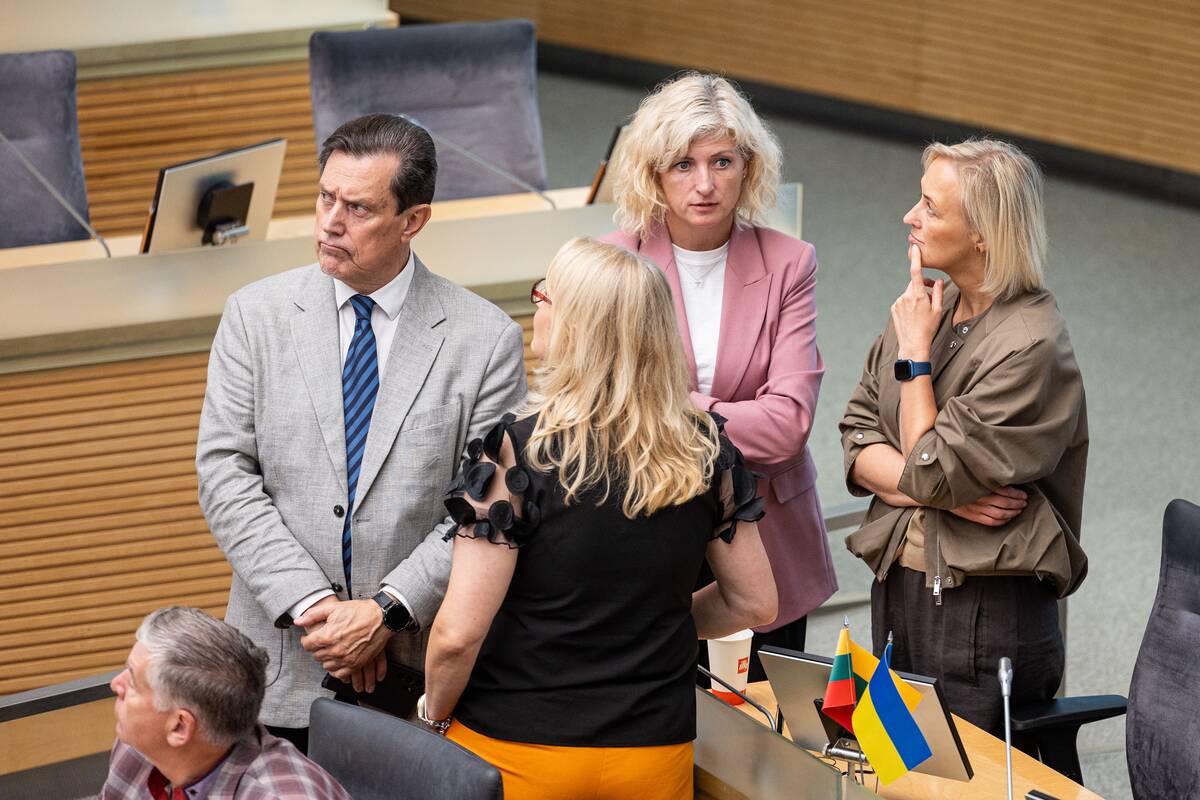 Parlamentarai svarsto prezidento veto dėl kartelės dešimtokams