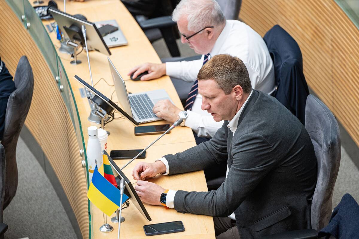 Parlamentarai svarsto prezidento veto dėl kartelės dešimtokams