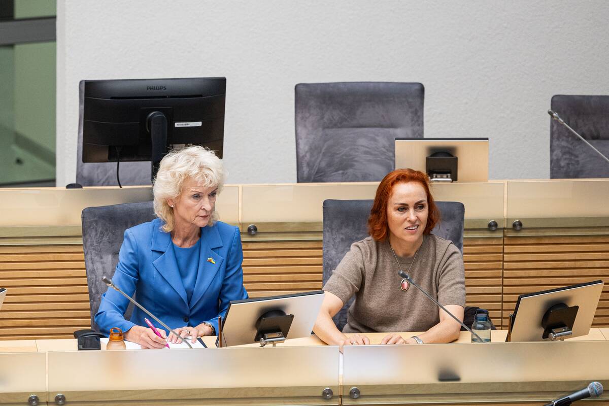 Parlamentarai svarsto prezidento veto dėl kartelės dešimtokams