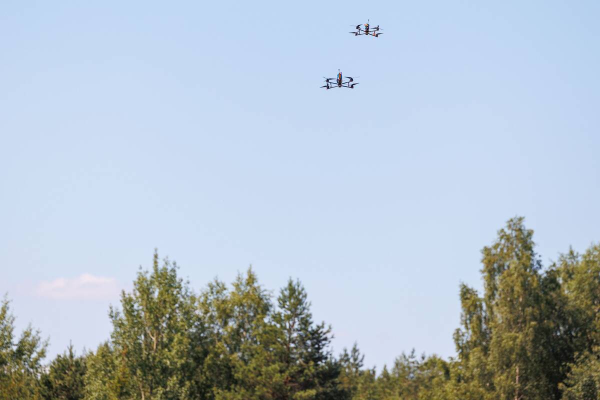 
<span>Karinė žvalgyba: Rusija svarsto atakas prieš Baltijos šalis pasitelkiant ukrainietiškus dronus</span>

