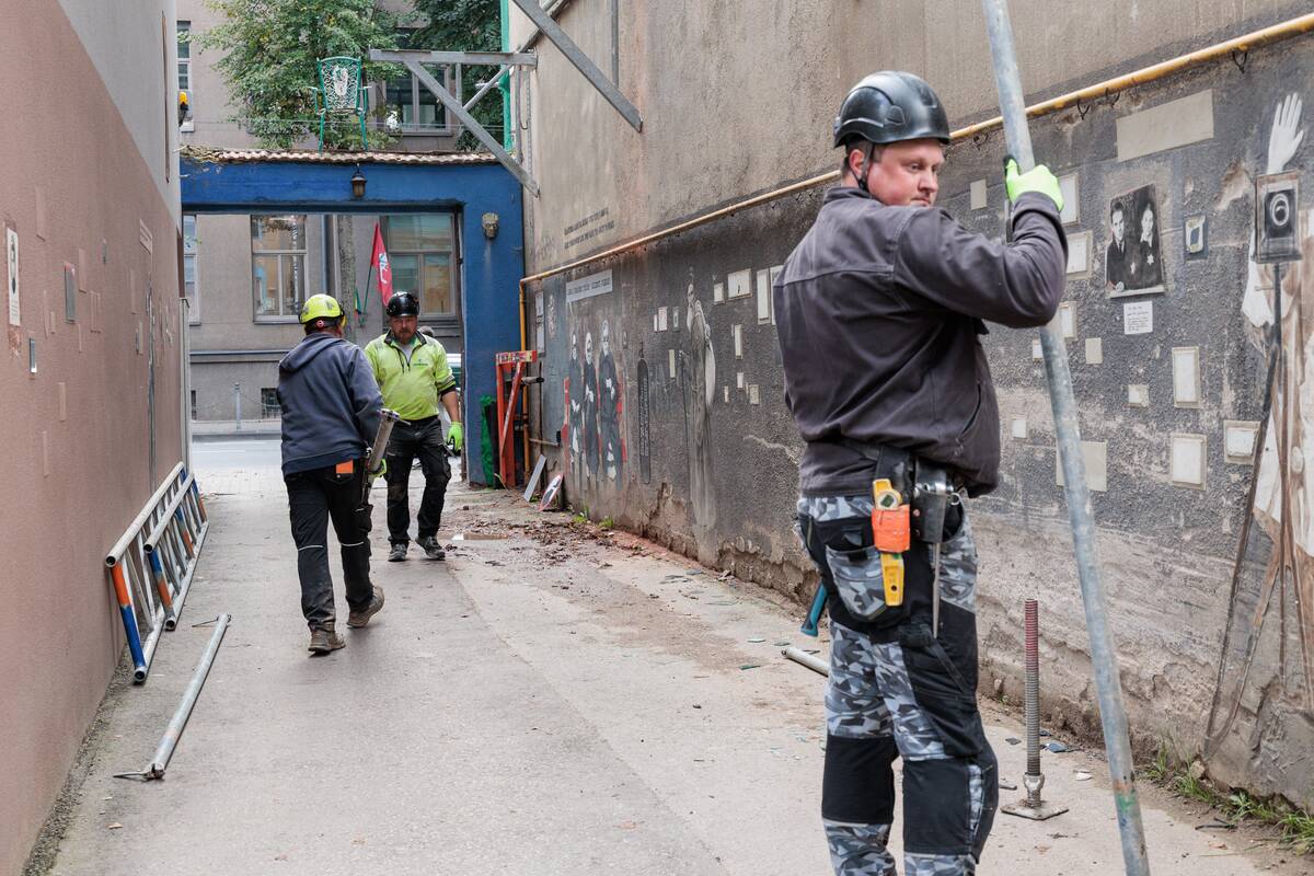 Nuniokoti kūriniai Kiemo galerijoje
