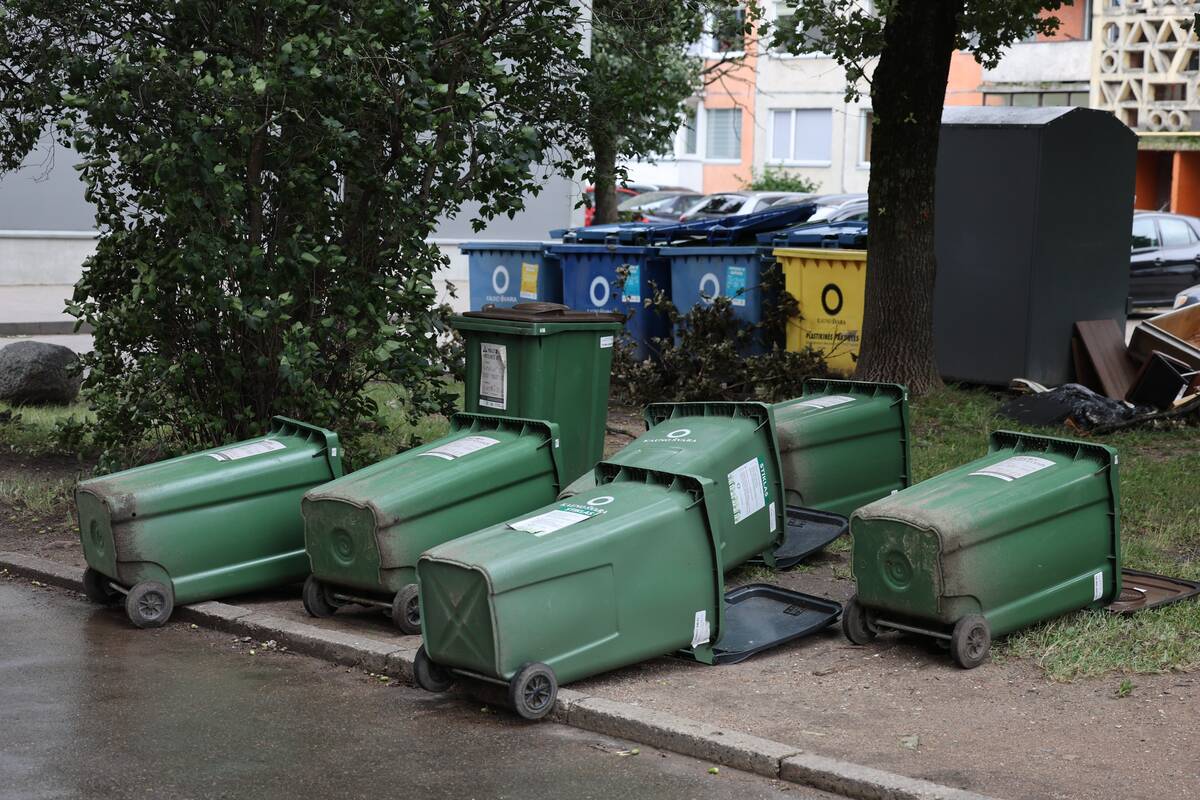 Kauną nusiaubė galinga audra