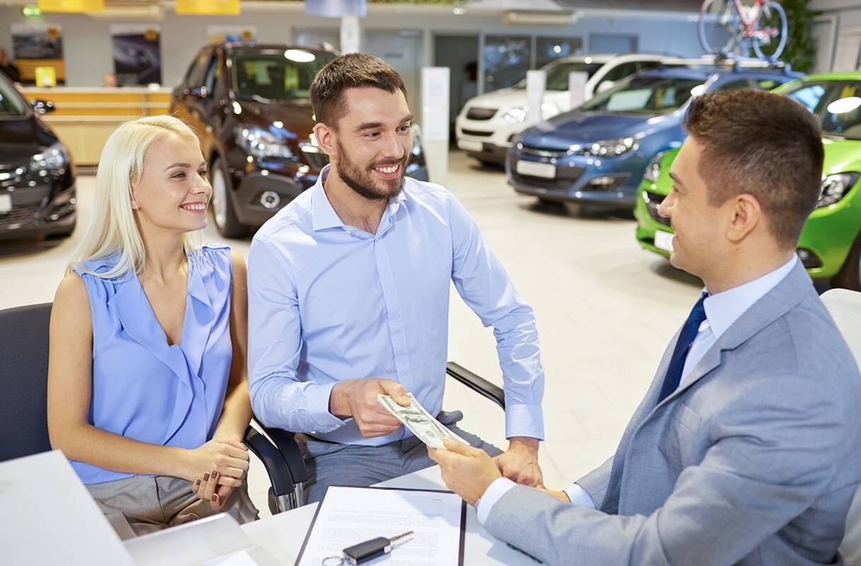 
<span>Įvertino automobilių rinką: lietuviai dairosi vis naujesnių?</span>
