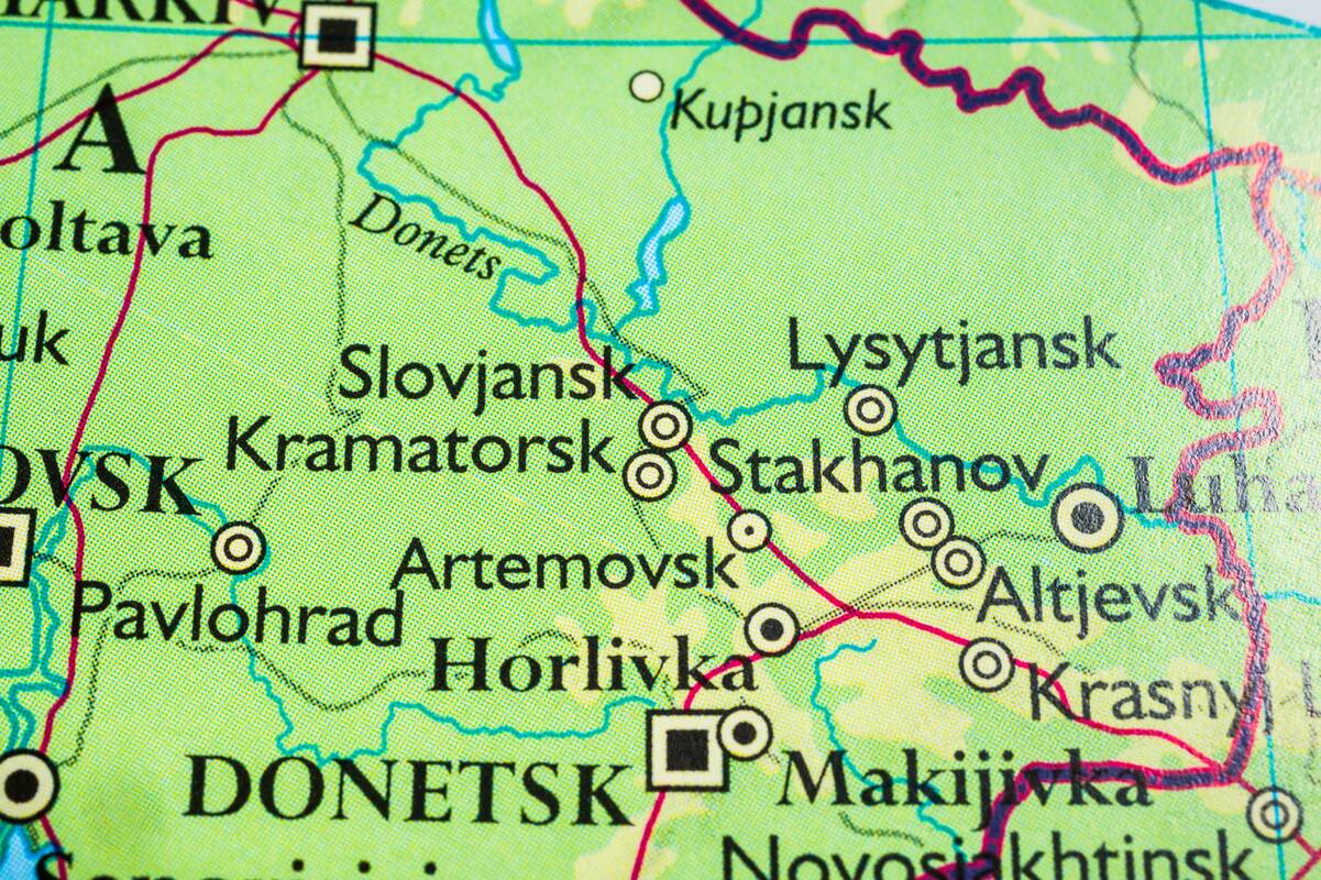 
<span>Prokremliški pareigūnai: per Ukrainos smūgį autobusui okupuotoje teritorijoje žuvo 9 žmonės</span>
