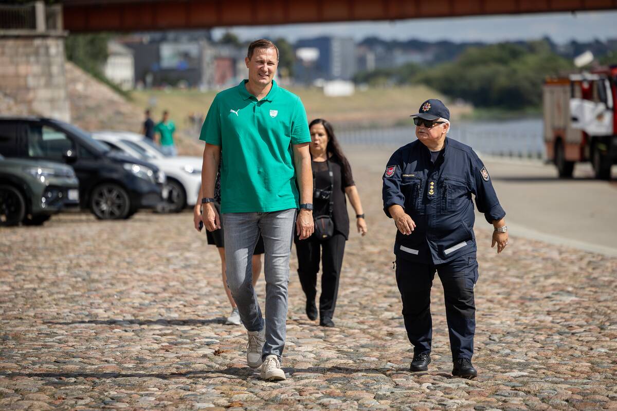 Kauno „Žalgirio“ komandą supažindino su gelbėtojų darbu