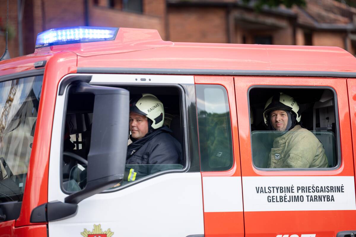 Kauno „Žalgirio“ komandą supažindino su gelbėtojų darbu