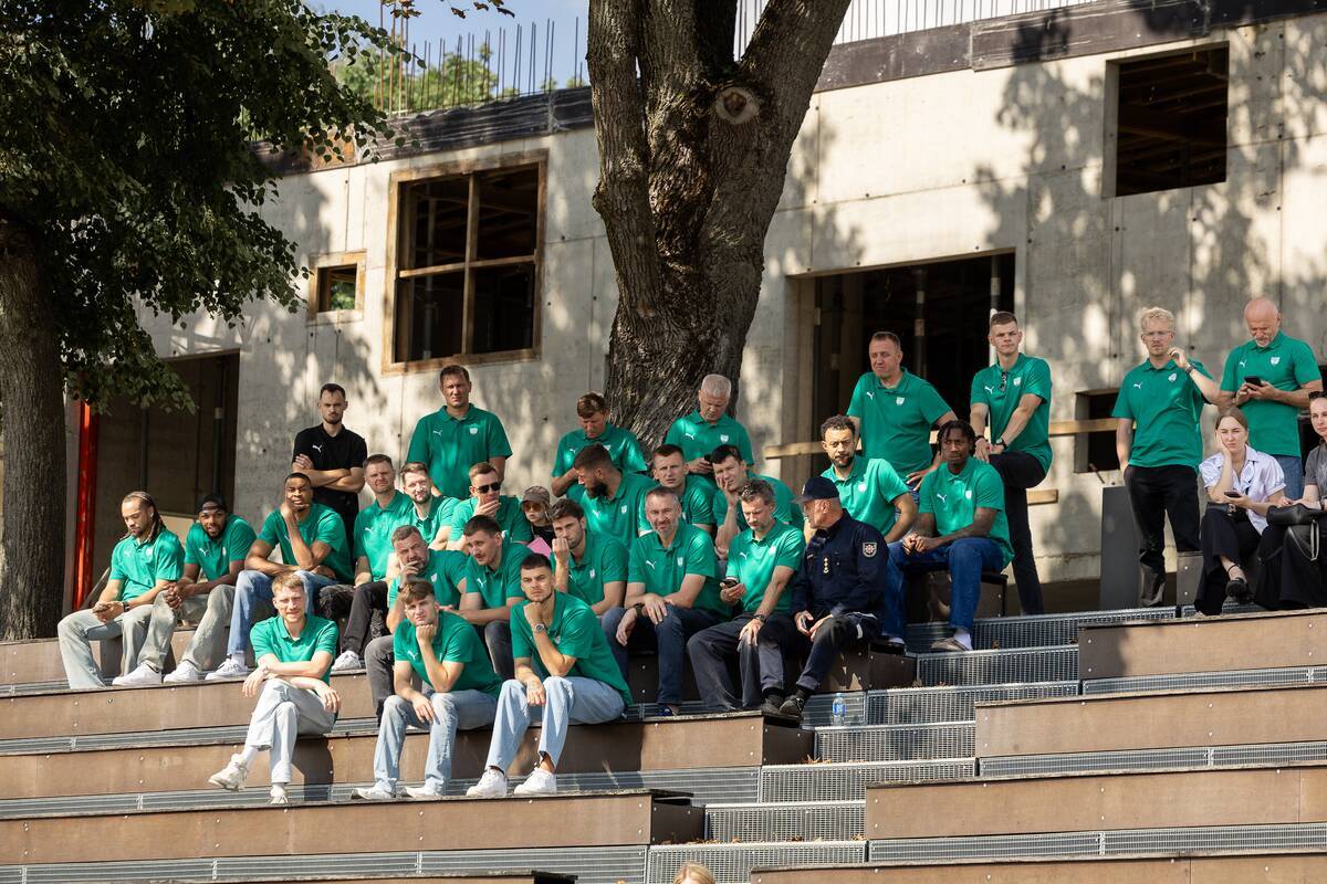 Kauno „Žalgirio“ komandą supažindino su gelbėtojų darbu
